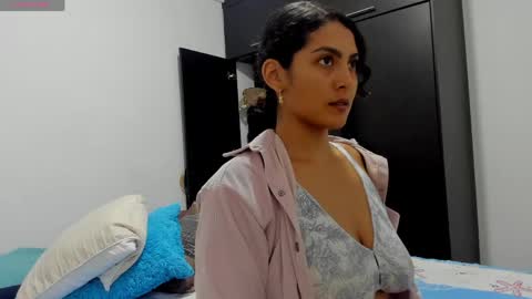 sofiaparker8 online show from 06/07/26, 09:51