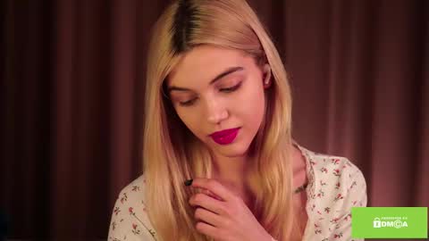 Snapshot of joybunny chatting on 02/27/25, 07:23 joybunny online show from 02/27/25, 07:23