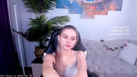 joyce_joycee online show from 09/10/25, 07:52