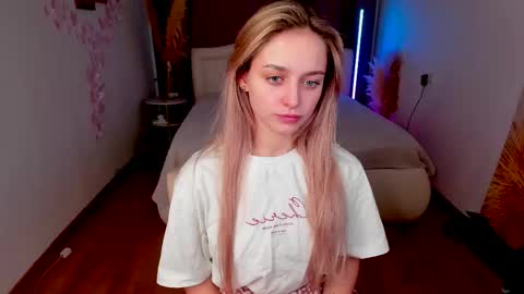 Joyce online show from 09/24/25, 07:33