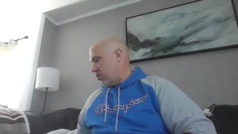 Snapshot of jr1871 chatting on 01/12/26, 02:44 jr1871 online show from 01/12/26, 02:44