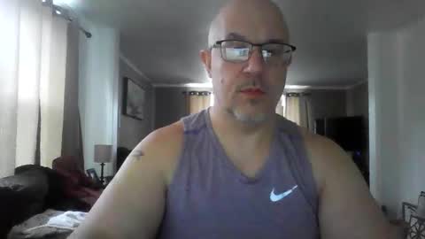 Snapshot of jr1871 chatting on 03/13/26, 02:34 jr1871 online show from 03/13/26, 02:34