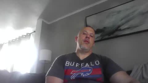 Snapshot of jr1871 chatting on 05/22/26, 12:55 jr1871 online show from 05/22/26, 12:55