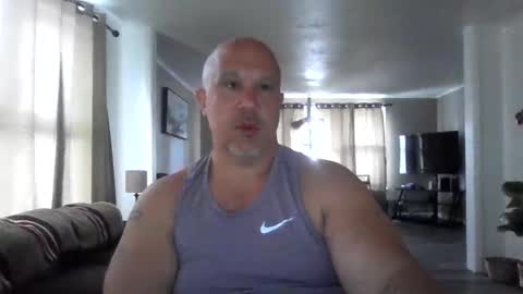 Snapshot of jr1871 chatting on 05/28/26, 03:09 jr1871 online show from 05/28/26, 03:09
