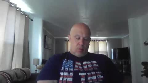 Snapshot of jr1871 chatting on 05/29/26, 02:04 jr1871 online show from 05/29/26, 02:04