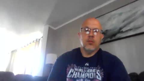 Snapshot of jr1871 chatting on 06/03/26, 12:41 jr1871 online show from 06/03/26, 12:41