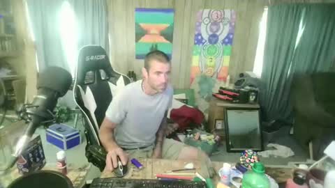 Snapshot of jrizzle1111 chatting on 09/22/25, 12:07 jrizzle1111 online show from 09/22/25, 12:07