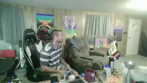 Snapshot of jrizzle1111 chatting on 10/18/25, 08:15 jrizzle1111 online show from 10/18/25, 08:15