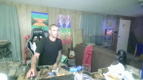 Snapshot of jrizzle1111 chatting on 11/09/25, 10:35 jrizzle1111 online show from 11/09/25, 10:35