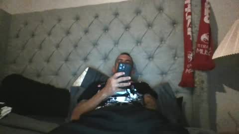 jroxxx101 online show from 06/17/26, 07:22