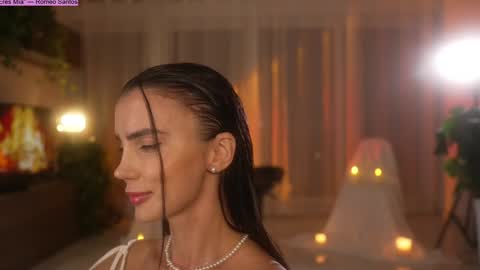 Jennifer Diaz online show from 11/06/25, 07:26