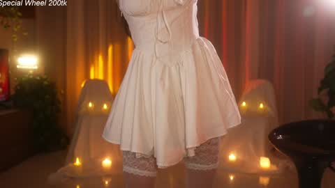 Jennifer Diaz online show from 11/12/25, 09:03