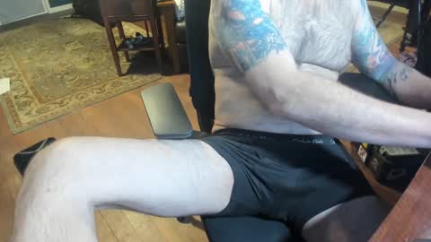 Snapshot of jsimon04 chatting on 02/25/25, 02:33 jsimon04 online show from 02/25/25, 02:33