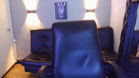 Josneidy  Jos   online show from 12/20/24, 03:36