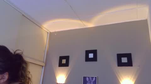 Josneidy  Jos   online show from 12/22/24, 07:33