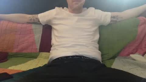 jss872 online show from 12/19/25, 06:37