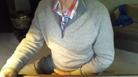 Snapshot of jt335577 chatting on 12/31/24, 08:23 jt335577 online show from 12/31/24, 08:23