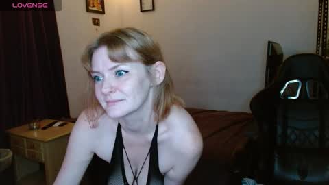 Jessi Dee online show from 12/22/25, 01:46