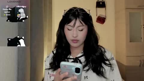 Ju Kyung online show from 11/14/25, 08:13