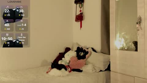 Ju Kyung online show from 11/17/25, 07:47