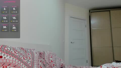 Snapshot of ju_lii chatting on 11/07/25, 09:53 Julia and Julia online show from 11/07/25, 09:53