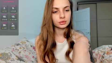 Snapshot of ju_lii chatting on 11/28/25, 06:27 Julia and Julia online show from 11/28/25, 06:27