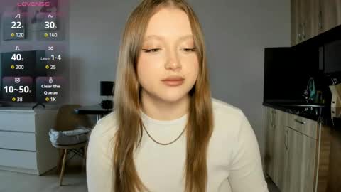 Julia and Julia online show from 05/12/26, 08:33
