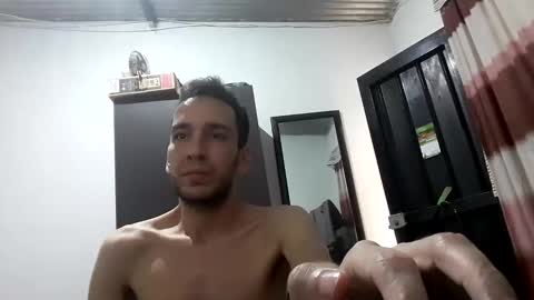 Snapshot of juaco646 chatting on 11/21/25, 07:01 juaco646 online show from 11/21/25, 07:01