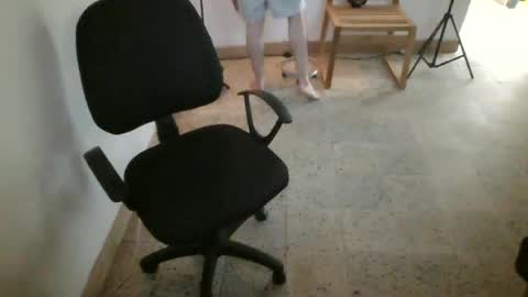 juan235665 online show from 07/04/26, 06:03
