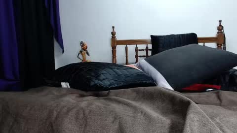    online show from 12/09/24, 03:22