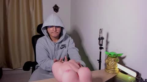 Snapshot of juan_belmont chatting on 12/04/25, 06:12 Juan Belmont online show from 12/04/25, 06:12