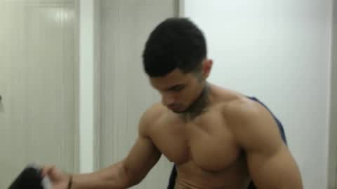 juan_gomez_1 online show from 03/03/25, 11:11