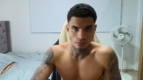 juan_gomez_1 online show from 01/19/26, 09:02