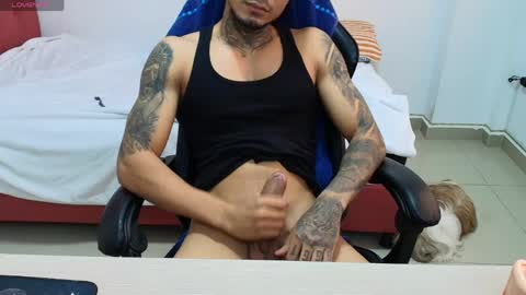 juan_gomez_1 online show from 06/06/26, 10:47