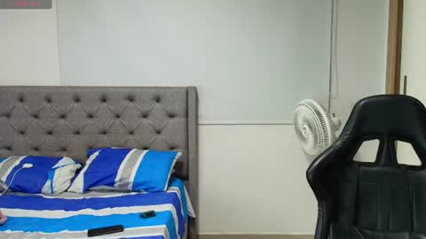 juan_gomez_1 online show from 07/03/26, 10:54