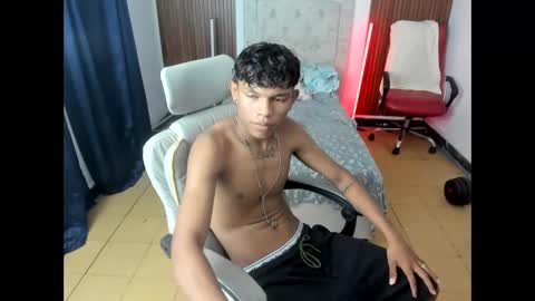 Snapshot of juan_mhata chatting on 03/09/26, 12:58 Juan Mhata online show from 03/09/26, 12:58