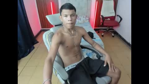 Snapshot of juan_mhata chatting on 04/06/26, 12:52 Juan Mhata online show from 04/06/26, 12:52