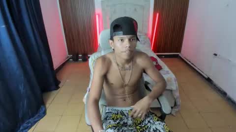Snapshot of juan_mhata chatting on 06/05/26, 02:07 Juan Mhata online show from 06/05/26, 02:07