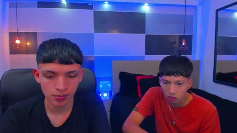 JuanSteven online show from 12/12/24, 04:26