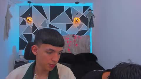 JuanSteven online show from 10/15/25, 04:34