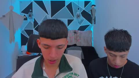 JuanSteven online show from 10/24/25, 04:09