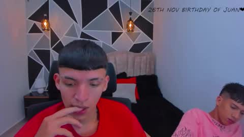 JuanSteven online show from 11/21/25, 02:54