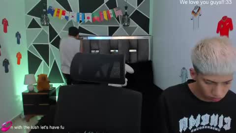 JuanSteven online show from 06/25/26, 08:46