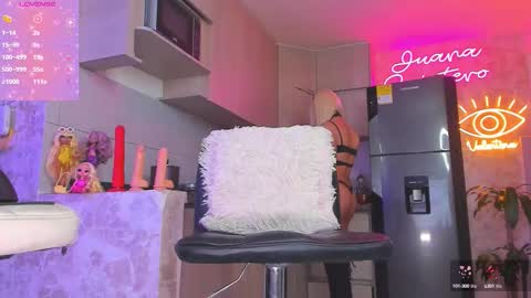 JUANA VALENTINA QUINTERO independent model  ONLY FANS --- Juanaquintero online show from 09/30/25, 08:30