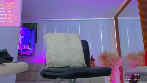 JUANA VALENTINA QUINTERO independent model  ONLY FANS --- Juanaquintero online show from 07/23/26, 09:24