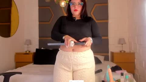 Snapshot of juana_valkiria chatting on 04/23/26, 03:30 Juana Valkiria online show from 04/23/26, 03:30