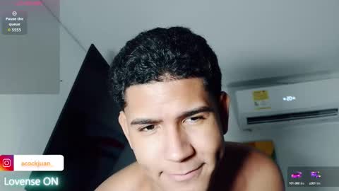 Snapshot of juanacock_2 chatting on 10/11/25, 03:28 Juan online show from 10/11/25, 03:28