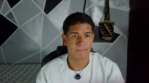 Juan online show from 05/20/26, 01:23