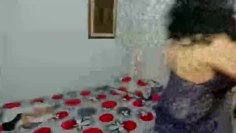 Juana online show from 10/21/25, 07:36