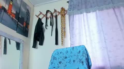 Snapshot of juanbladde chatting on 02/13/25, 12:43 Juan Esteban online show from 02/13/25, 12:43